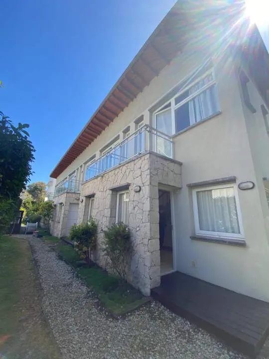 En Valeria del Mar | Dúplex a pasitos del mar!