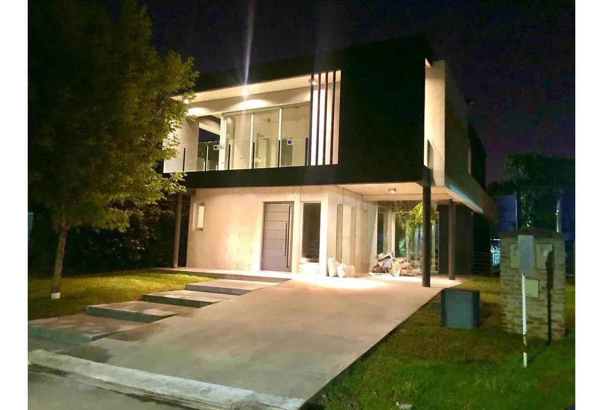 Casa - Berazategui