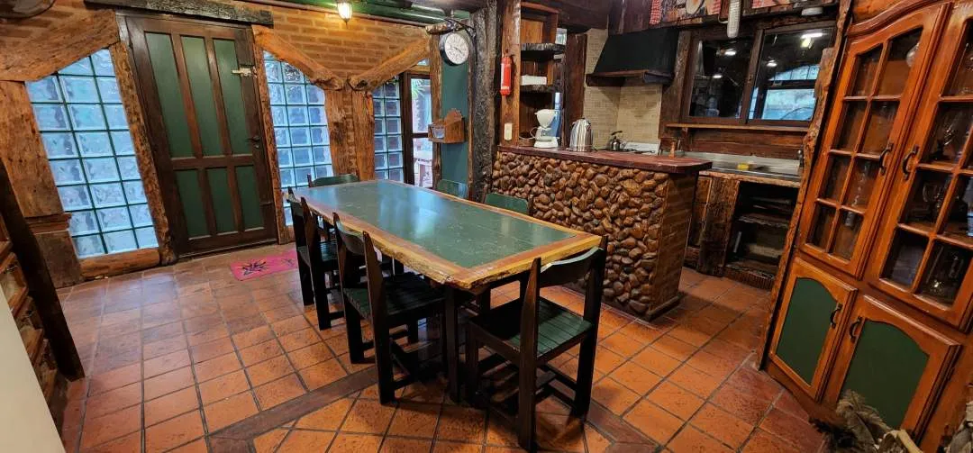 Casa estilo Cabaña-Única en Lote-Gas Natural