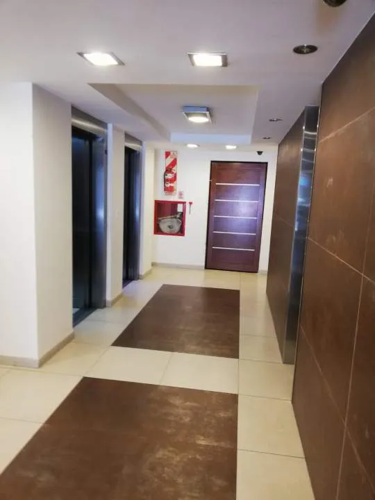 Excelente oficina 4 ambientes moderna, luminosa y con acceso 24/7.
