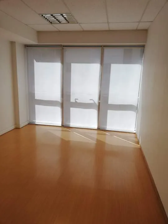 Excelente oficina 4 ambientes moderna, luminosa y con acceso 24/7.