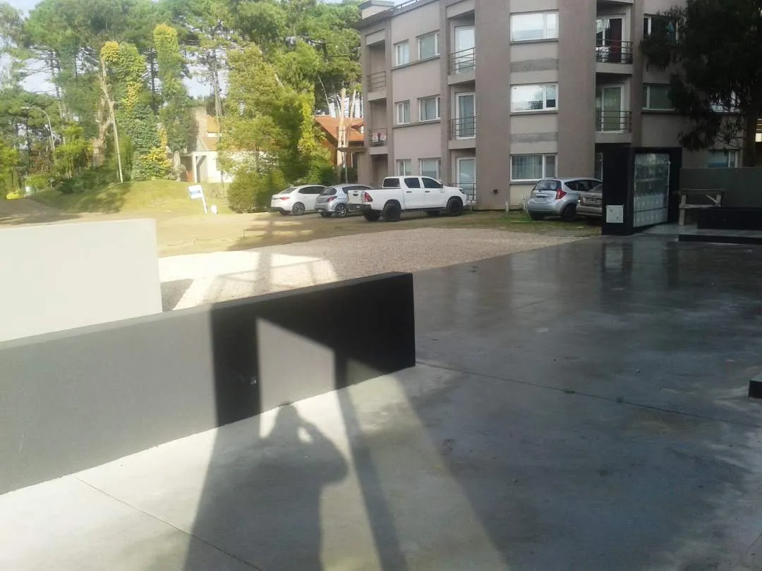 En Pinamar | Local a estrenar sobre Av. Bunge -