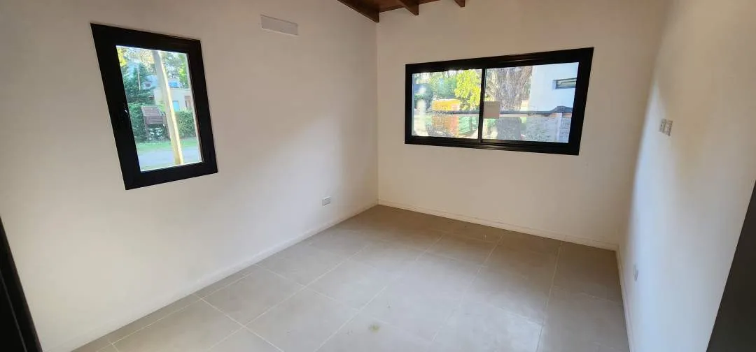 Casa Moderna 3 DORM En Costa Del Este - A ESTRENAR!