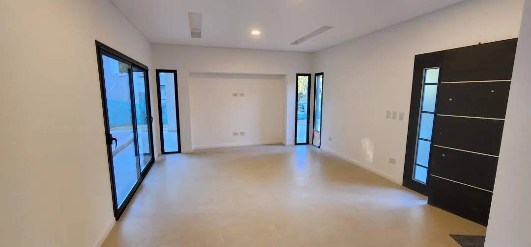 Casa Moderna 3 DORM En Costa Del Este - A ESTRENAR!