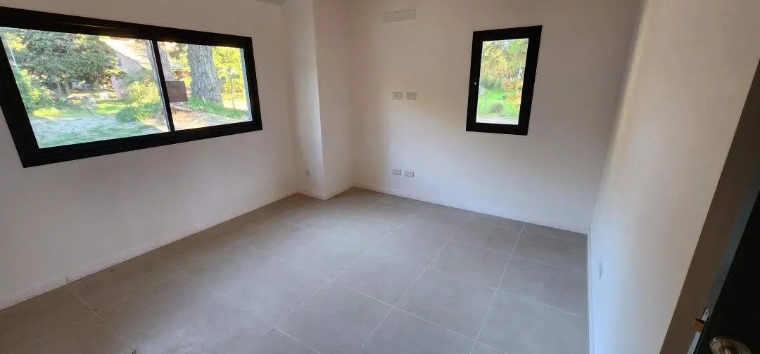 Casa Moderna 3 DORM En Costa Del Este - A ESTRENAR!