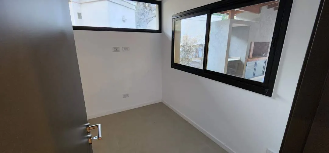 Casa Moderna 3 DORM En Costa Del Este - A ESTRENAR!