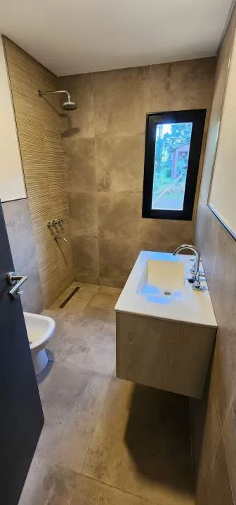 Casa Moderna 3 DORM En Costa Del Este - A ESTRENAR!
