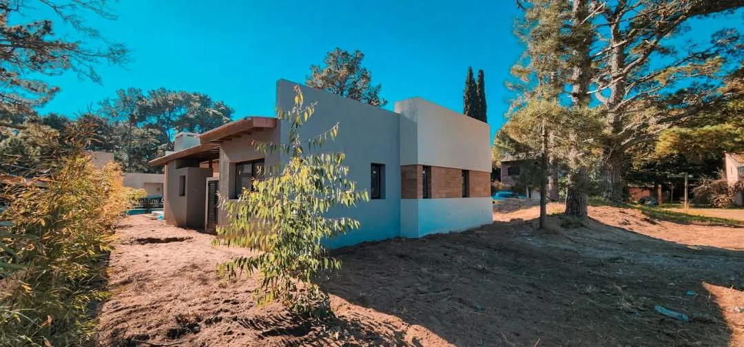 Casa Moderna 3 DORM En Costa Del Este - A ESTRENAR!