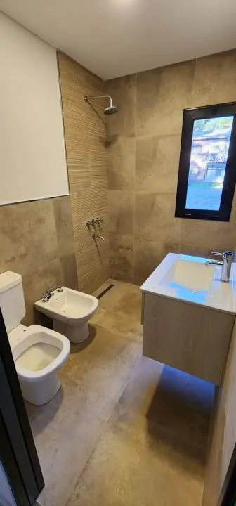 Casa Moderna 3 DORM En Costa Del Este - A ESTRENAR!