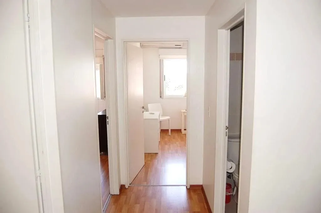Cuatro Dormitorios Dos Baños Con Cochera, Balcón Y Amenities