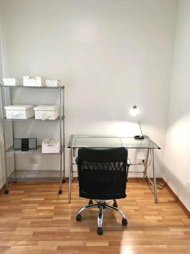 Cuatro Dormitorios Dos Baños Con Cochera, Balcón Y Amenities