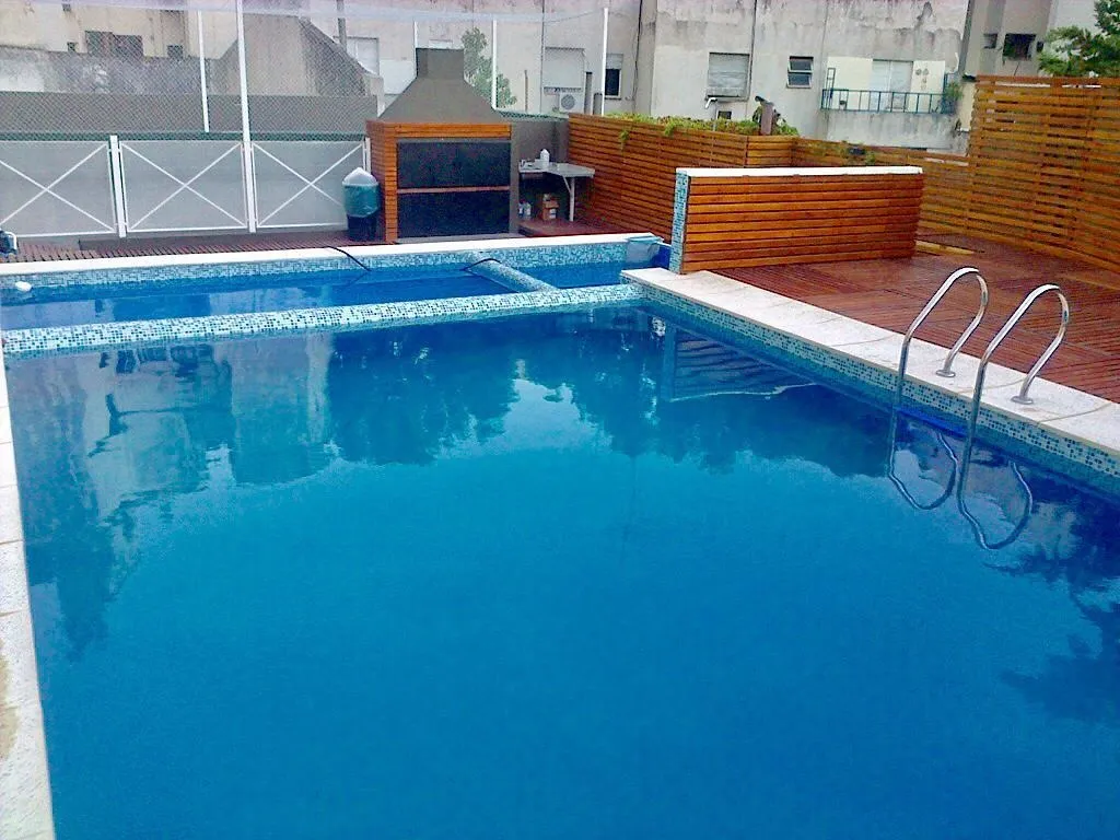 Cuatro Dormitorios Dos Baños Con Cochera, Balcón Y Amenities
