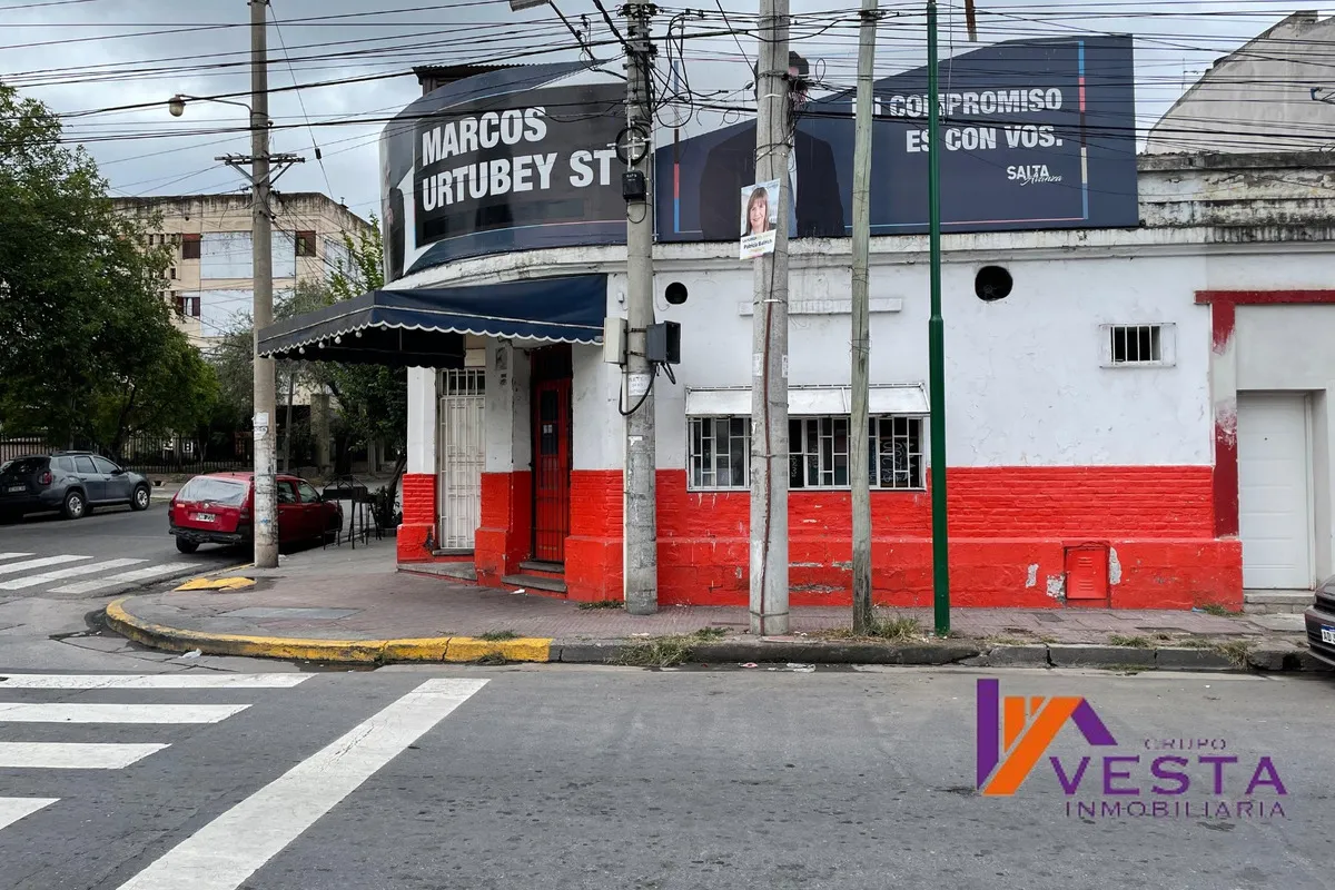 Avenida Entre Rios Al 1000-casa (ph)-venta