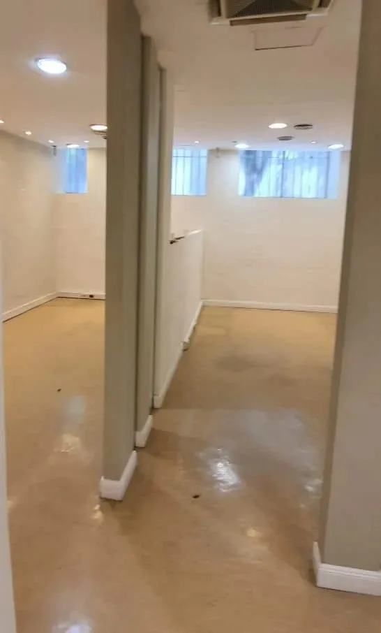 Local Comercial Con Oficinas En Retiro