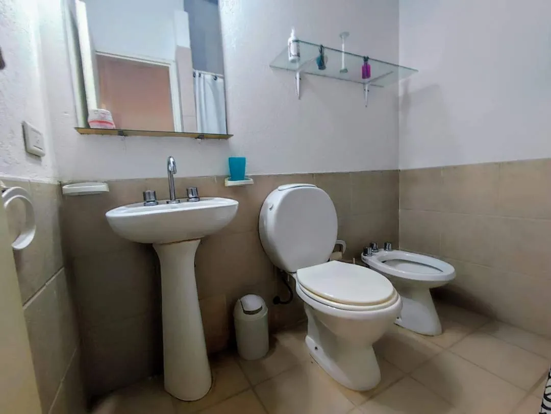 En Pinamar | Confortable dúplex con patio