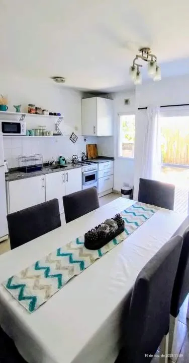 En Pinamar | Confortable dúplex con patio