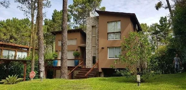 En Cariló | Casa Pino Torres