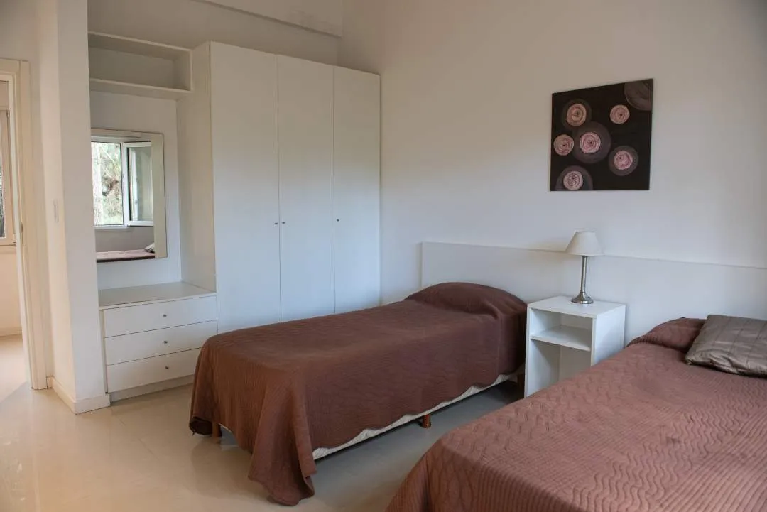En Cariló | Casa Ñandú y Ciprés