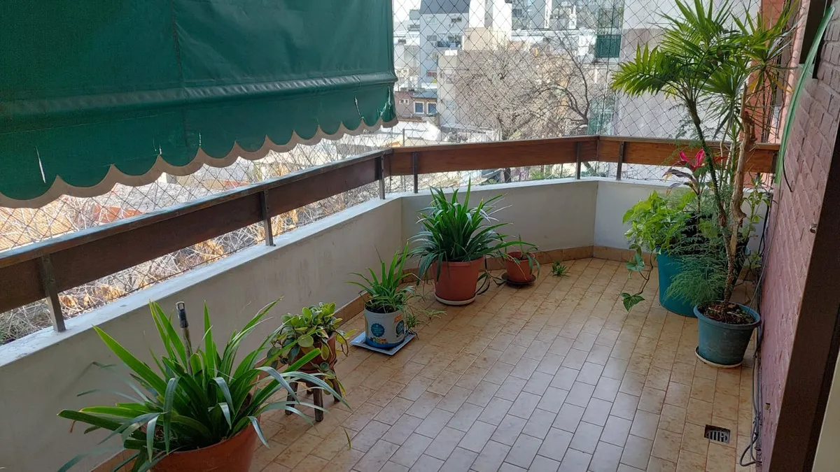 Semipiso Dos Ambientes Con Balcón Terraza