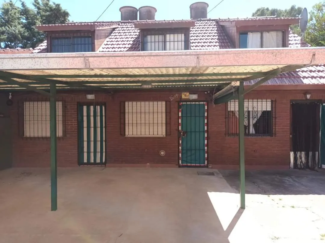 481 - VENDE DUPLEX 4 AMBIENTES