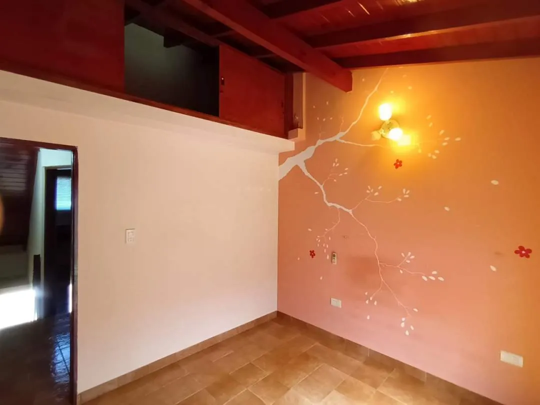 481 - VENDE DUPLEX 4 AMBIENTES