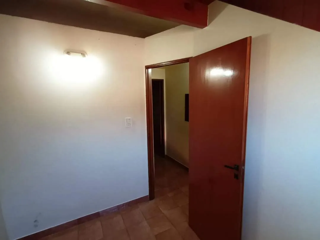 481 - VENDE DUPLEX 4 AMBIENTES