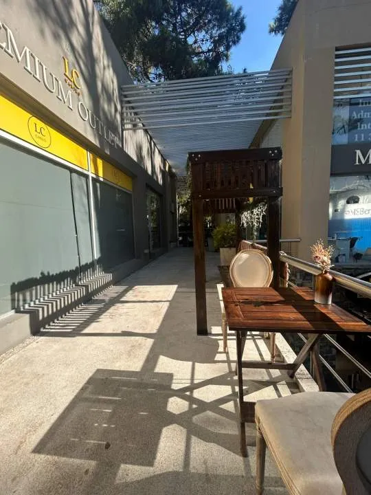 En Cariló | Local 7 en Galería Los Tipales