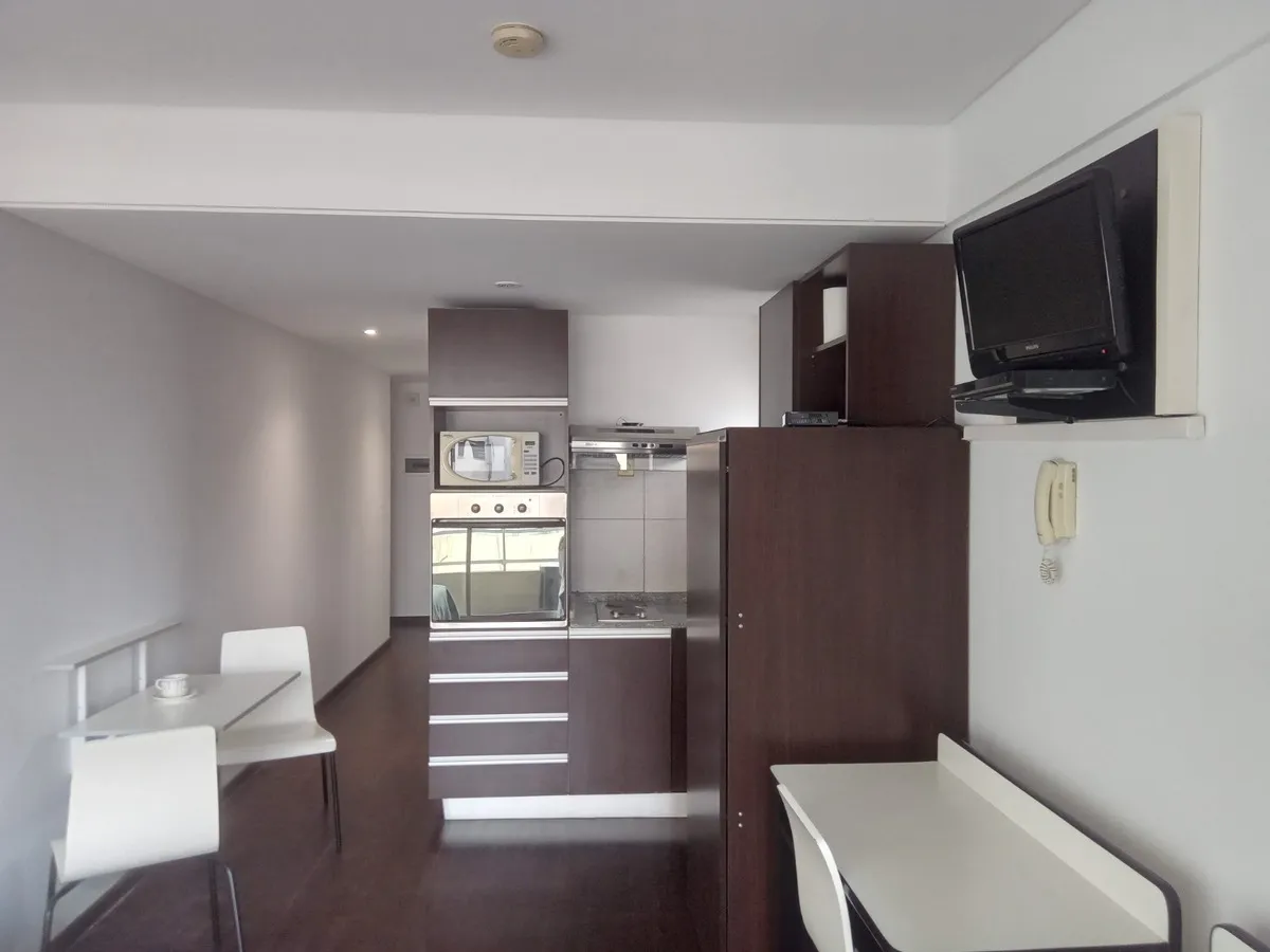 Monoambiente Con Balcón Y Amenities En Palermo