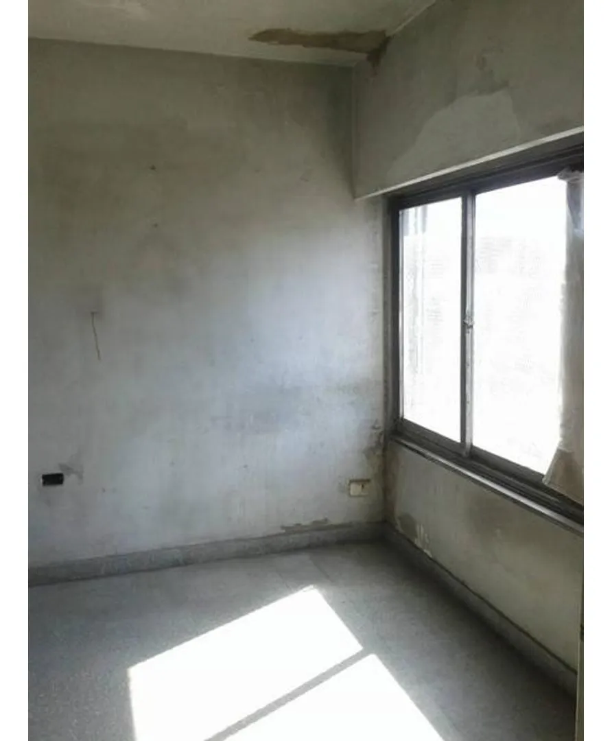 Oportunidad Oficina/deposito. Zona Pompeya