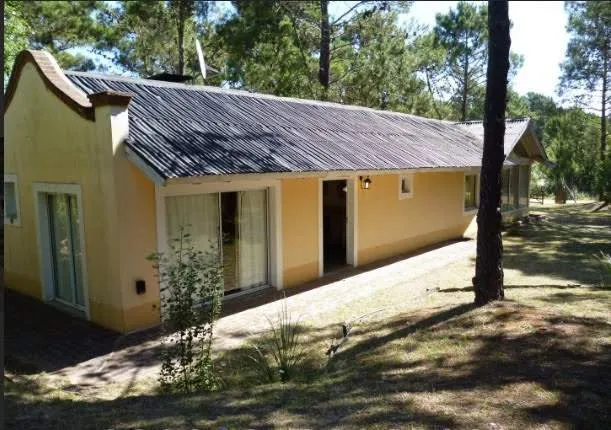 Cariló | Pequeña casa de campo Petrel