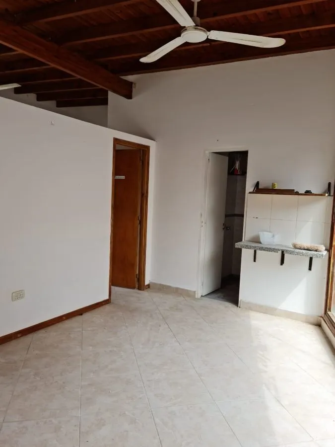 En Cariló | Local céntrico