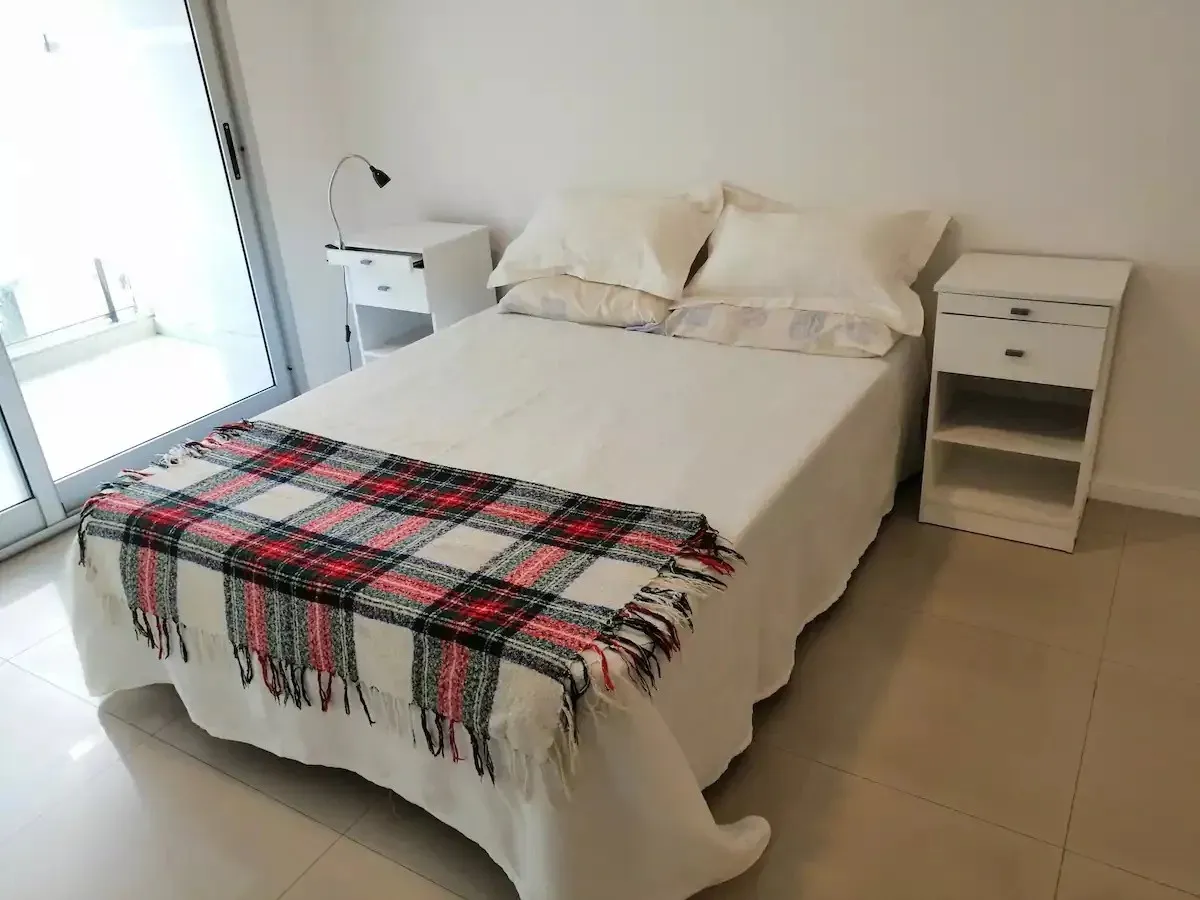 Monoambiente Con Balcón Y Cochera