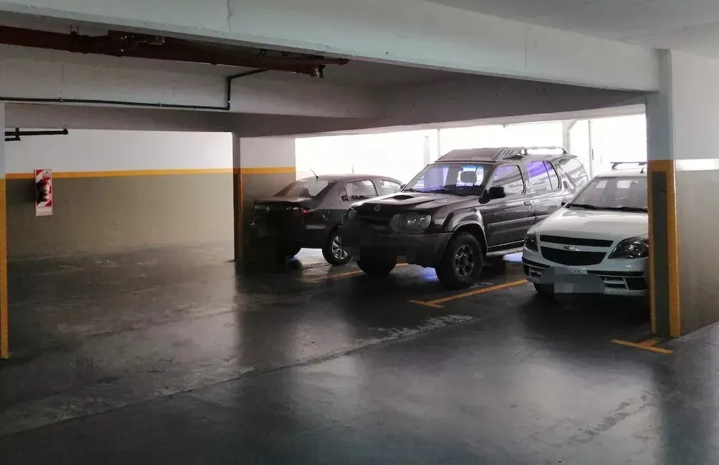 Monoambiente Con Balcón Y Cochera