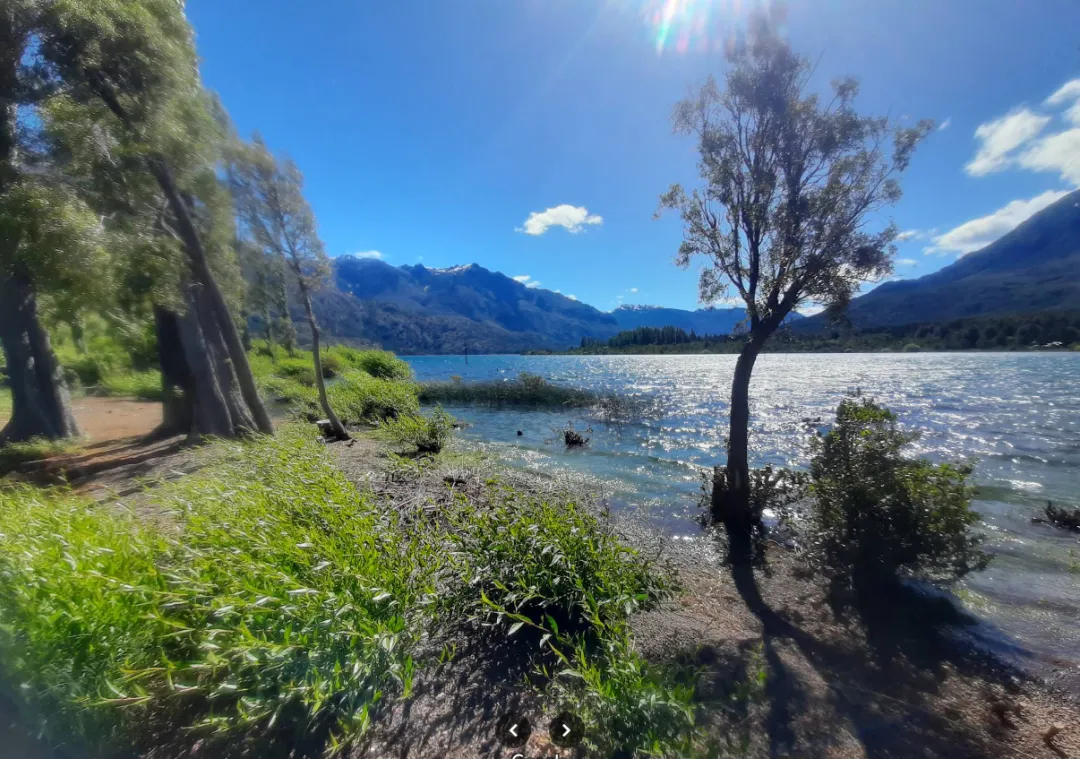 En Chubut | Hostería Frente al lago Epuyén