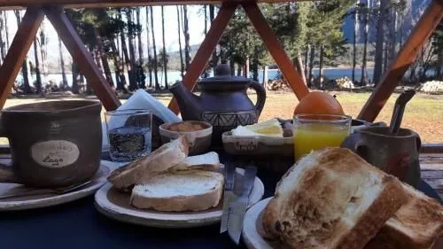 En Chubut | Hostería Frente al lago Epuyén