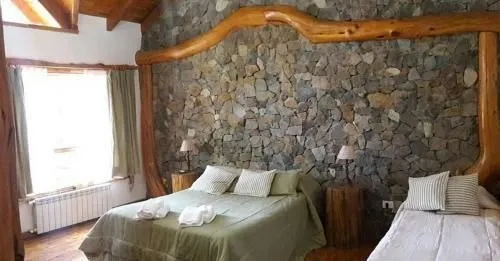 En Chubut | Hostería Frente al lago Epuyén