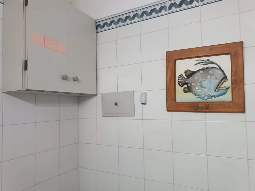 2 ambientes con cocina separada y balcon con vista abierta, seguridad 24hs.