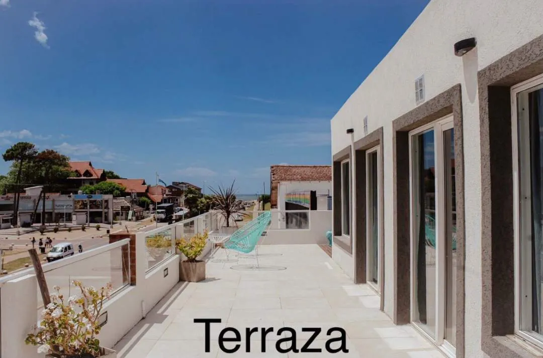 Valeria del Mar| Depto 3 Valeria sobre calle Azopardo