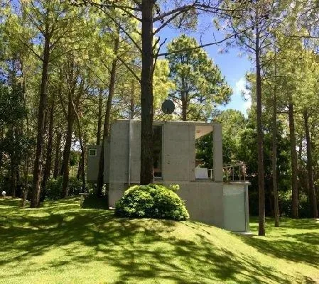 En Cariló | Pino, Confortable casa en pleno bosque! A1.-