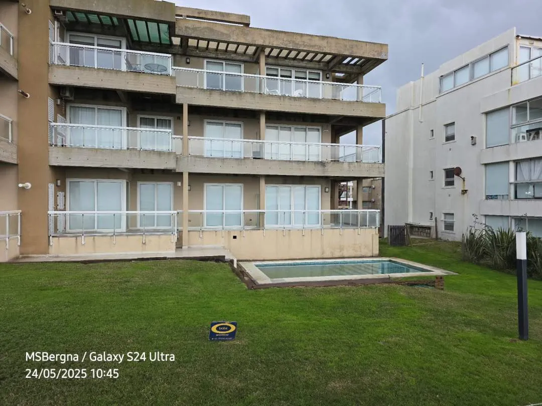 En Ostende| Departamento con salida al mar