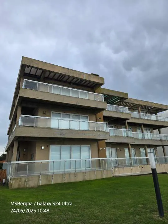 En Ostende| Departamento con salida al mar