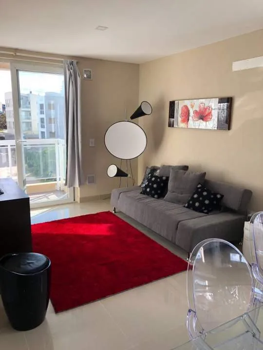 En Ostende| Departamento con salida al mar