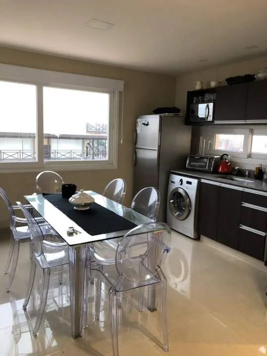 En Ostende| Departamento con salida al mar